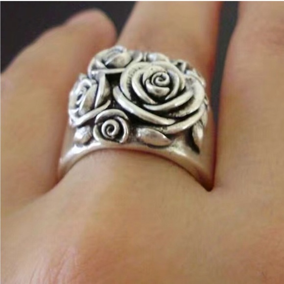 Antique Silver Tone Vintage Style Statement Ring BRAND NEW - Picture 5 of 6